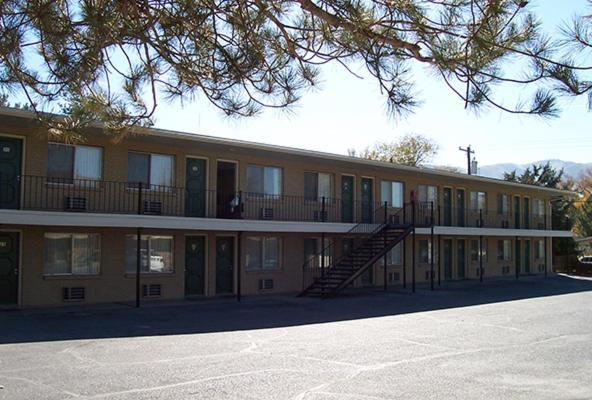 Thunderbird Motel ポカテッロ エクステリア 写真